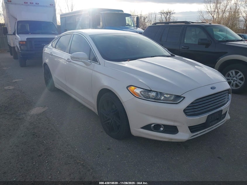 FORD FUSION SE