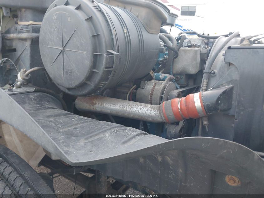 2004 International 4000 4300 VIN: 1HTMMAAL34H620291 Lot: 43818665