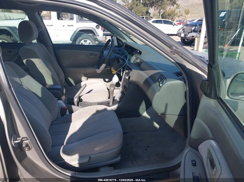 4T1BG22K31U079457 2001 TOYOTA CAMRY photo no. 5