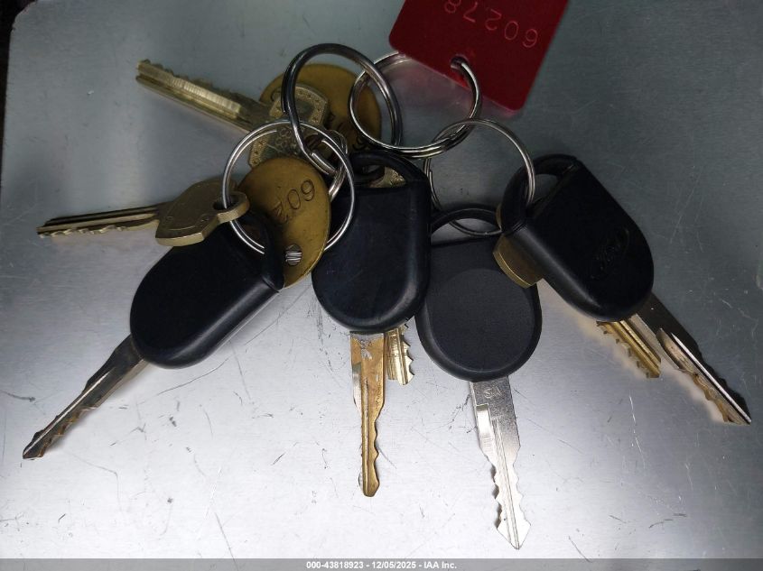 2015 Ford F-250 Xl VIN: 1FDBF2B61FED21623 Lot: 43818923