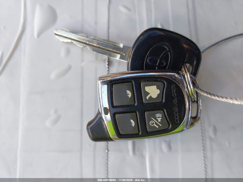 1999 Toyota Camry Xle V6 VIN: JT2BF28K4X0150690 Lot: 43818950