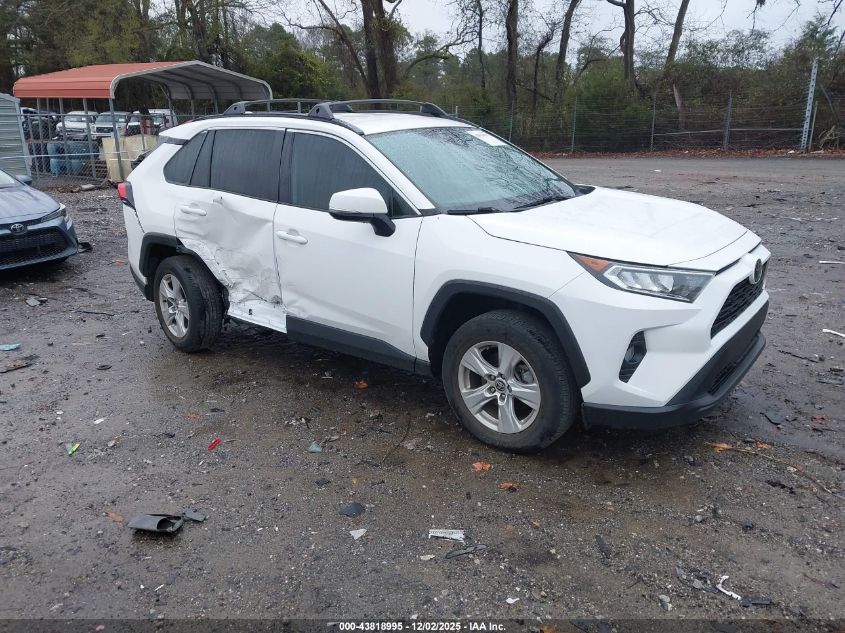 TOYOTA RAV4 XLE