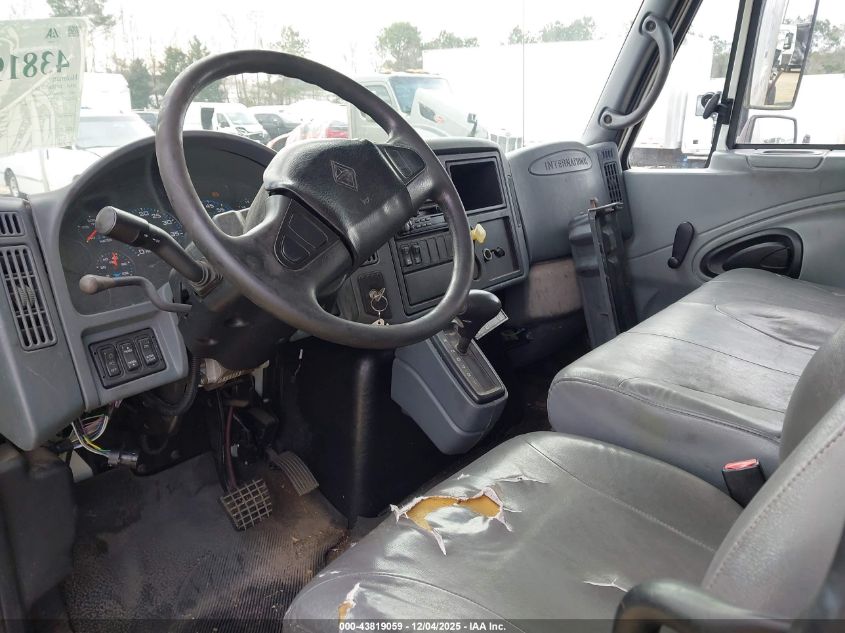 2004 International 4000 4300 VIN: 1HTMMAAL74H654475 Lot: 43819059