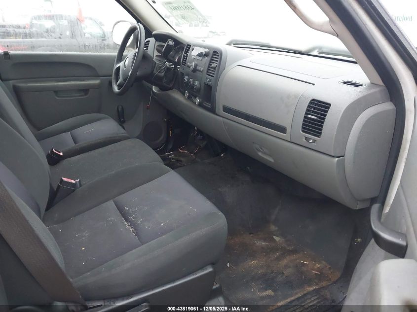 2010 Chevrolet Silverado 2500Hd Work Truck VIN: 1GC3CVBG8AF100650 Lot: 43819061