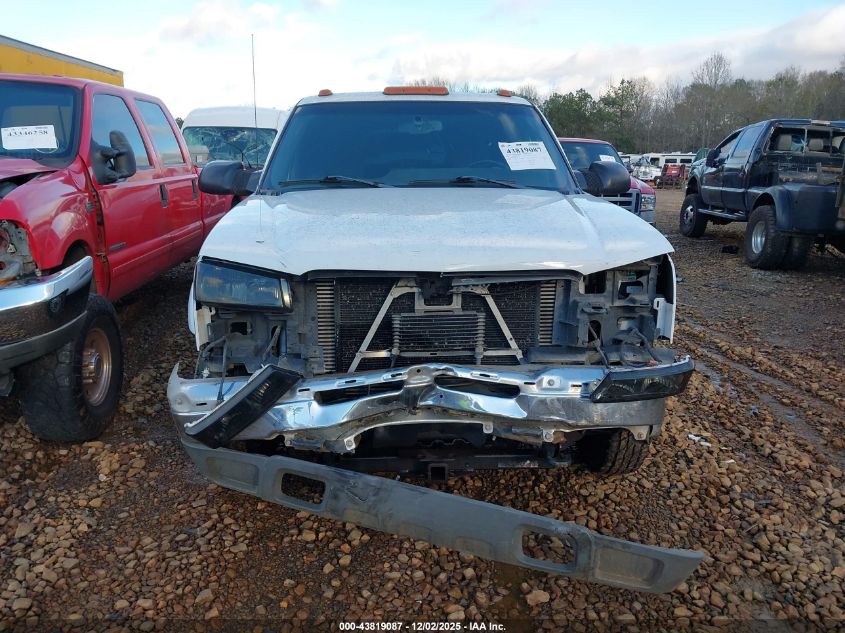 2004 Chevrolet Silverado 3500 Ls VIN: 1GCJK33194F158599 Lot: 43819087