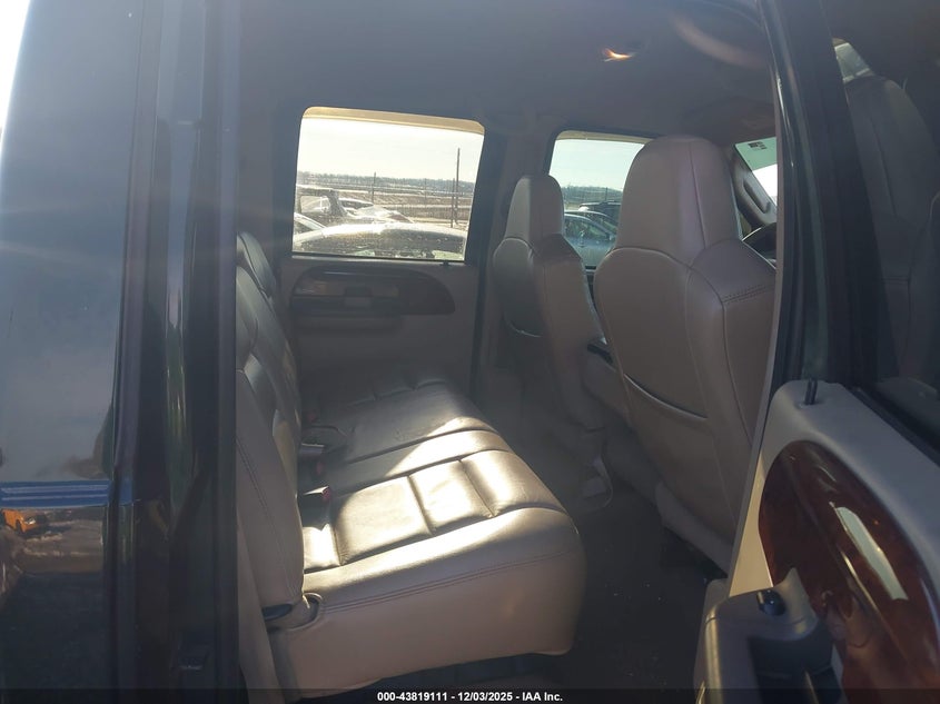 1FTNW21P33ED45414 2003 FORD F250 photo no. 8