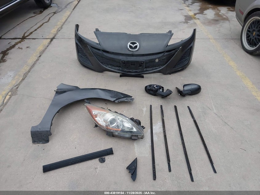 2011 Mazda Mazda3 I Touring VIN: JM1BL1VF1B1414193 Lot: 43819154