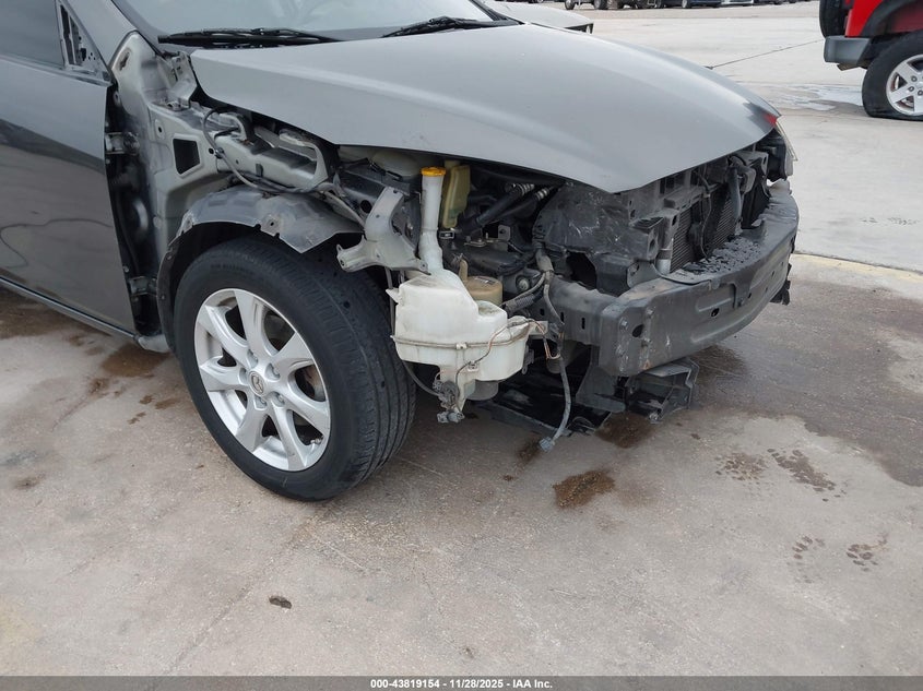 2011 Mazda Mazda3 I Touring VIN: JM1BL1VF1B1414193 Lot: 43819154