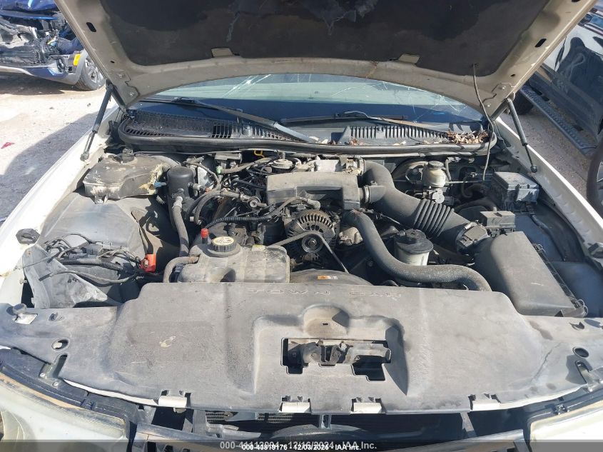 2002 Lincoln Town Car Cartier VIN: 1LNHM83W22Y671238 Lot: 43819176