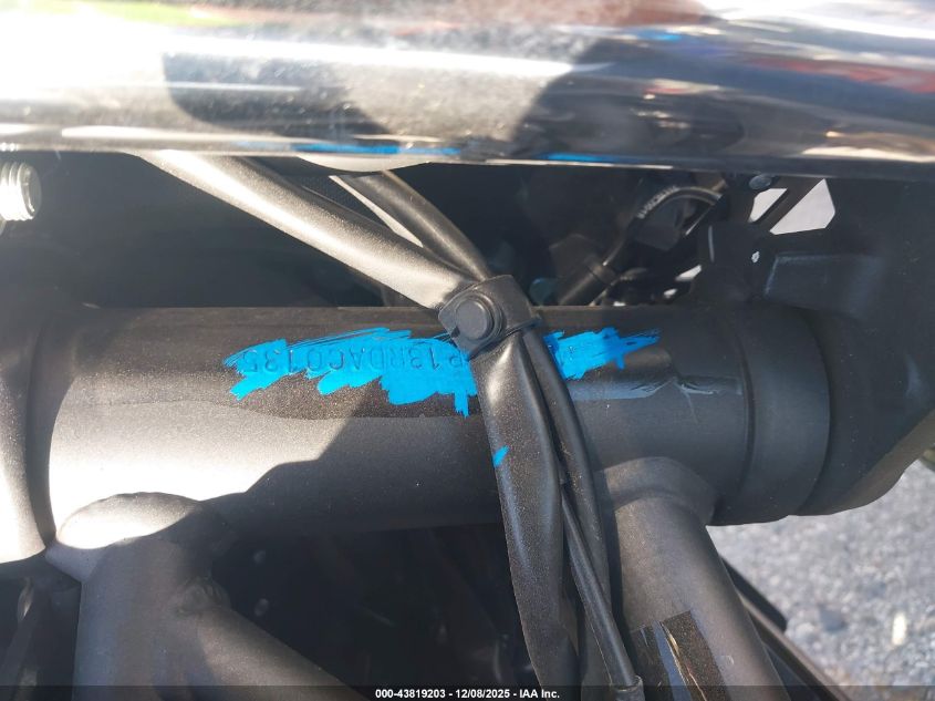 2024 Kawasaki Er650 P VIN: ML5EREP13RDAC0135 Lot: 43819203