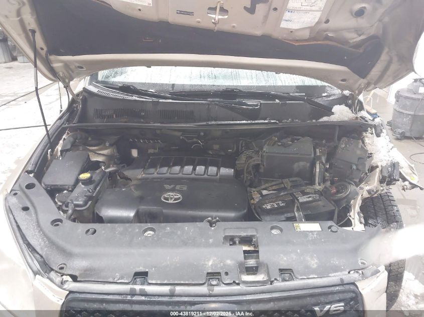 2007 Toyota Rav4 Base V6 VIN: JTMBK33V476025129 Lot: 43819211