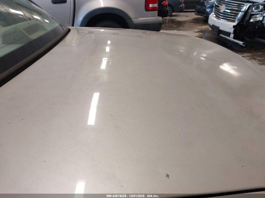 2009 Mercury Grand Marquis Ls (Fleet Only) VIN: 2MEHM75V99X621111 Lot: 43819226