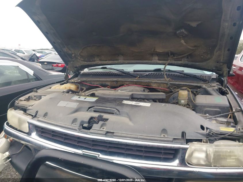 2001 Chevrolet Tahoe Ls VIN: 1GNEK13T01R150190 Lot: 43819268