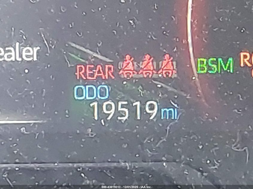 2025 Toyota Rav4 Xle VIN: 2T3W1RFV5SW390980 Lot: 43819313