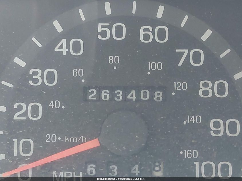 2002 Ford E-150 Commercial/Recreational VIN: 1FDRE14L22HB64563 Lot: 43819351