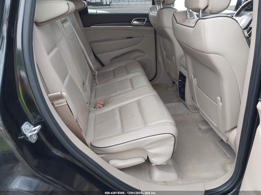 2015 Jeep Grand Cherokee Overland VIN: 1C4RJFCT8FC762691 Lot: 43819359