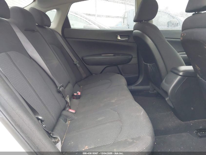 2016 Kia Optima Lx VIN: KNAGT4L38G5120402 Lot: 43819367