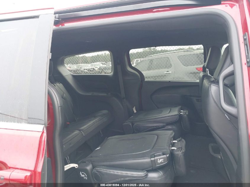 2025 Chrysler Pacifica Select VIN: 2C4RC1BG7SR551386 Lot: 43819394