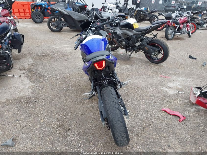 2020 Suzuki Gsx250R M/Zm/Za VIN: LC6DN11A8L1100261 Lot: 43819521