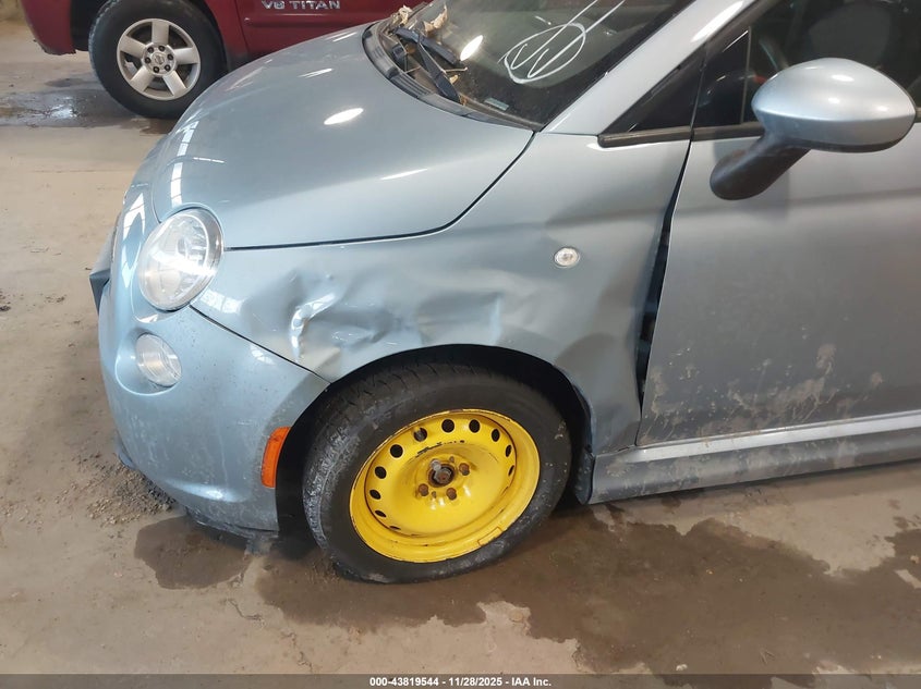 2015 Fiat 500E Battery Electric VIN: 3C3CFFGE7FT709654 Lot: 43819544