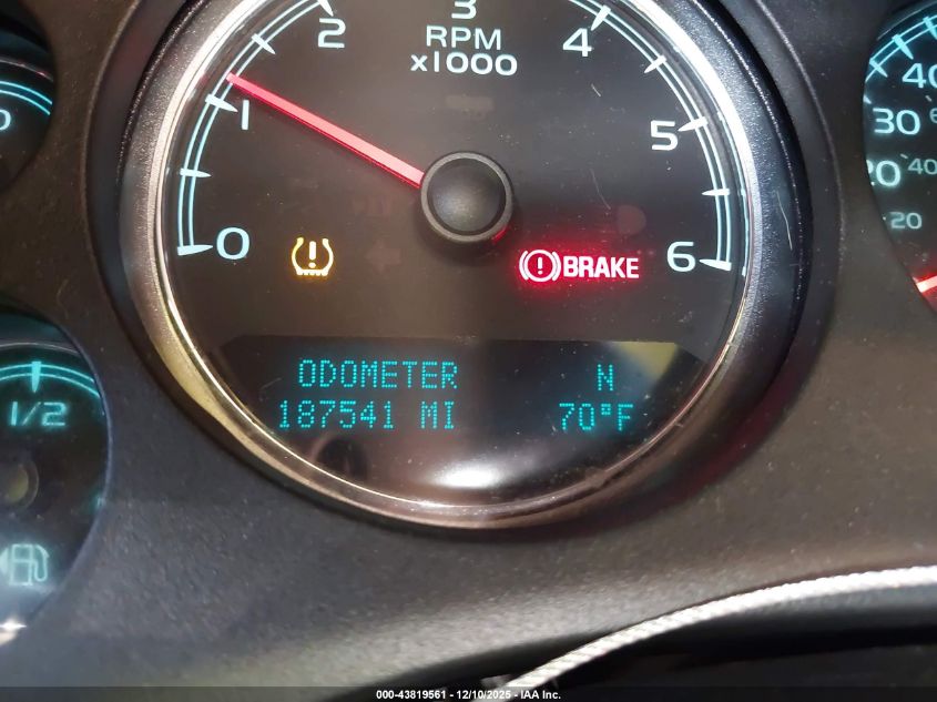 2012 GMC Yukon Sle VIN: 1GKS1AE04CR309205 Lot: 43819561