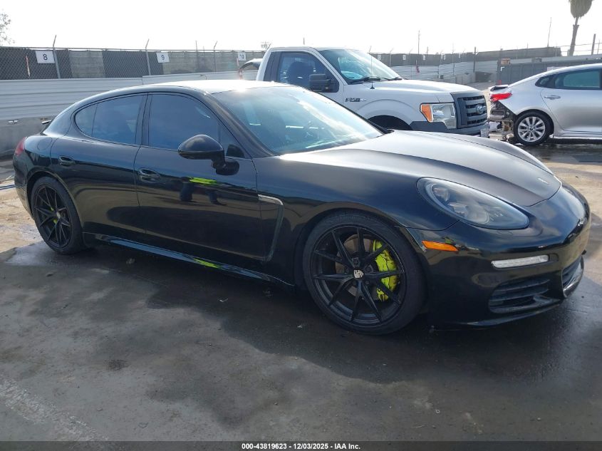 PORSCHE PANAMERA S