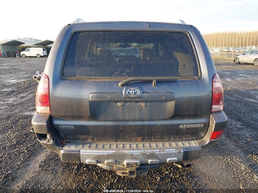 2004 Toyota 4Runner Limited V8 VIN: JTEBT17RX40030733 Lot: 43819625