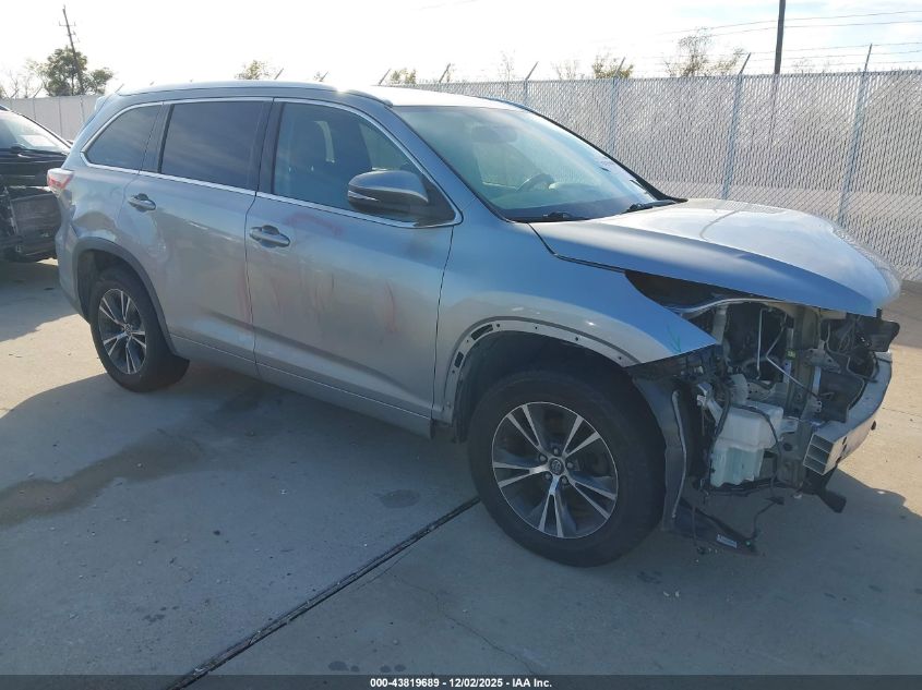 TOYOTA HIGHLANDER XLE V6