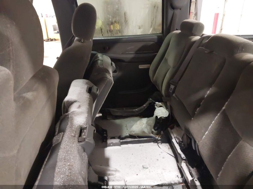 2003 Chevrolet Silverado 1500Hd Ls VIN: 1GCGK13U23F235482 Lot: 43819700