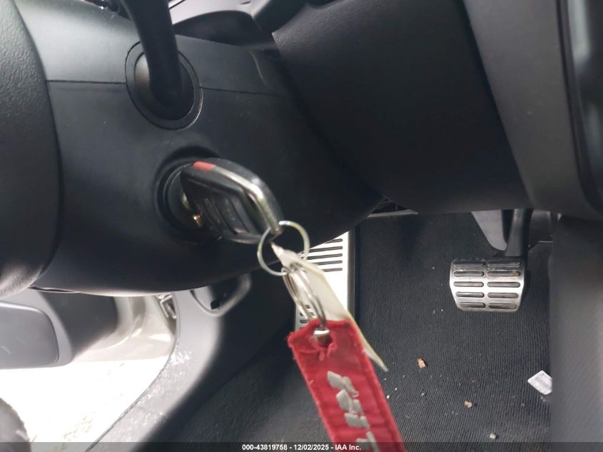 2008 Audi Tt 2.0T VIN: TRUAF38JX81001685 Lot: 43819758