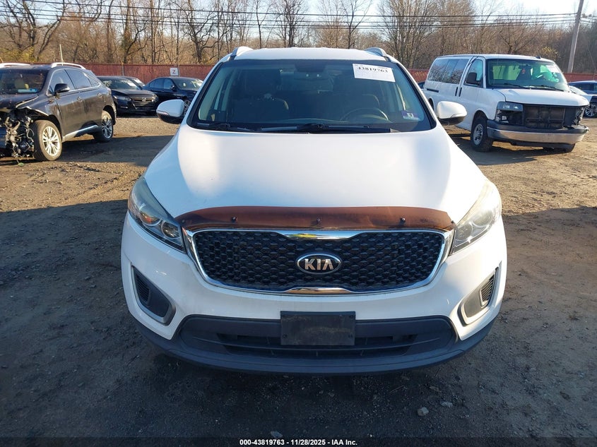 2016 Kia Sorento 2.4L Lx VIN: 5XYPGDA35GG092611 Lot: 43819763