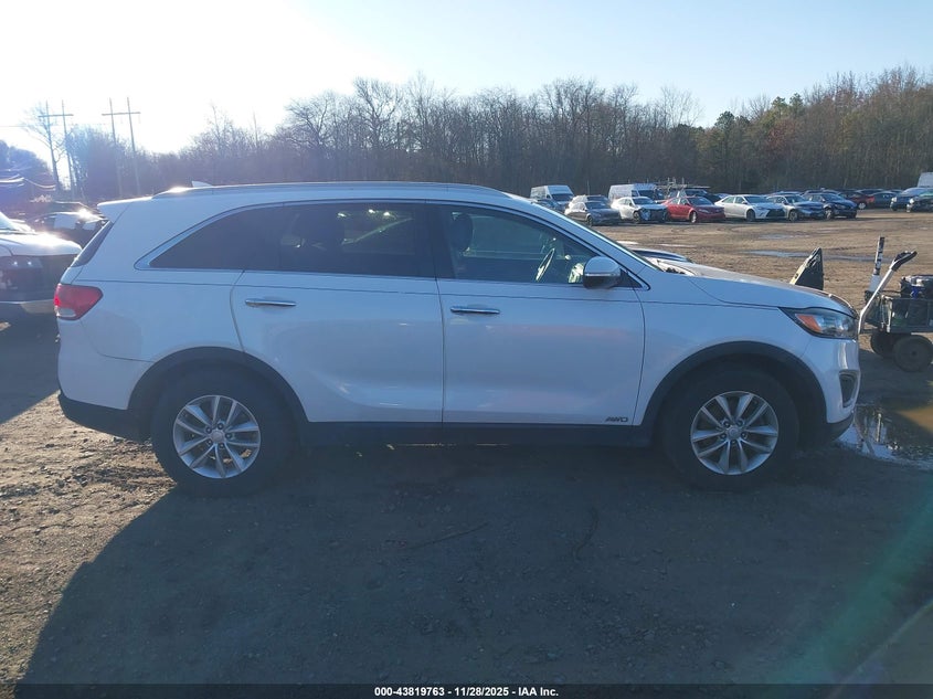 2016 Kia Sorento 2.4L Lx VIN: 5XYPGDA35GG092611 Lot: 43819763