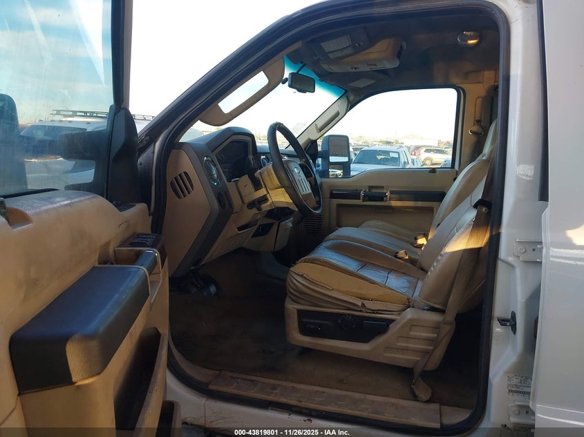 2008 Ford F-350 Fx4/Harley-Davidson/King Ranch/Lariat/Xl/Xlt VIN: 1FTSW31R08EA11567 Lot: 43819801