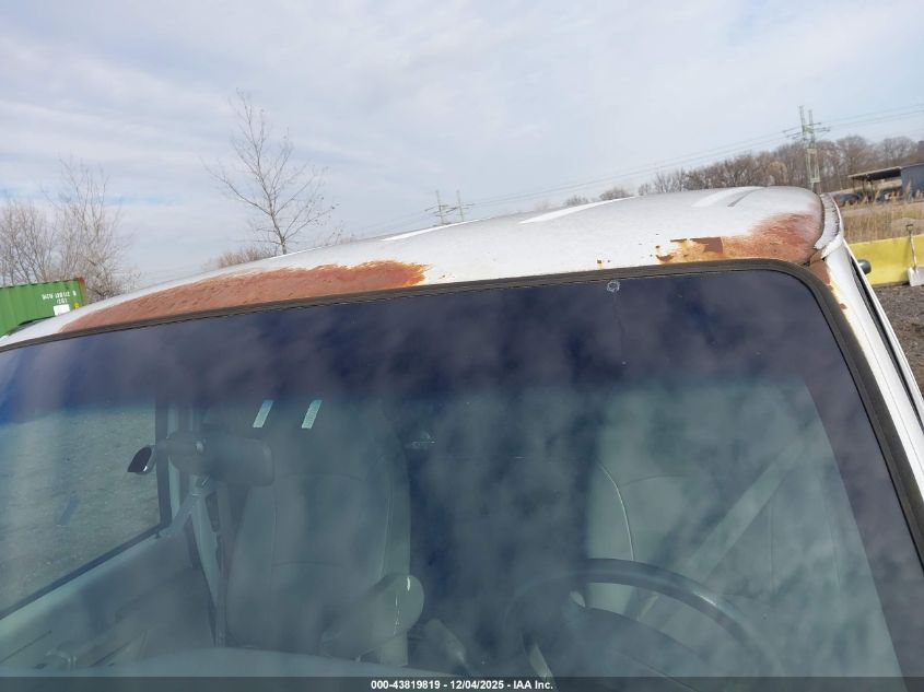 2002 Ford E-150 Commercial/Recreational VIN: 1FTRE14282HA75186 Lot: 43819819