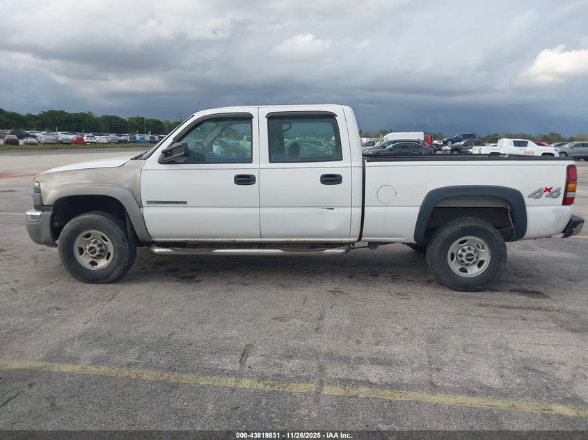 2005 GMC Sierra 2500Hd Work Truck VIN: 1GTHK23U95F961093 Lot: 43819831