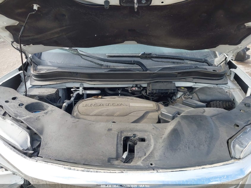 2019 Honda Pilot Touring VIN: 5FNYF5H93KB035170 Lot: 43819843