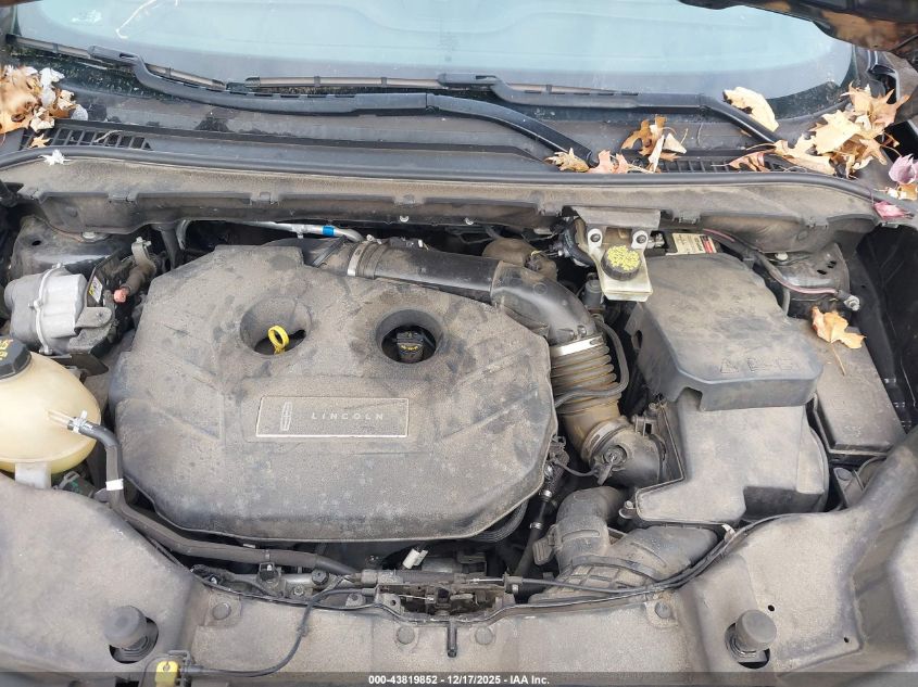 2019 Lincoln Mkc Black Label VIN: 5LMCJ4D90KUL11720 Lot: 43819852