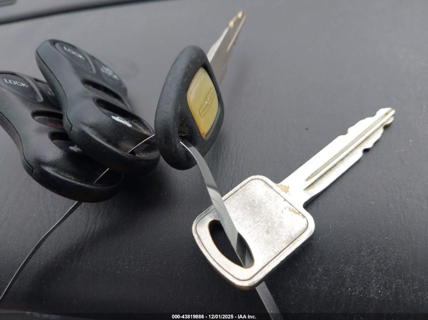 1996 Lincoln Town Car Sgn/Dmnd Anv/Cypress/Jn VIN: 1LNLM82W4TY711221 Lot: 43819886