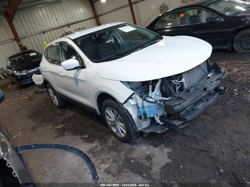 NISSAN ROGUE SPORT S