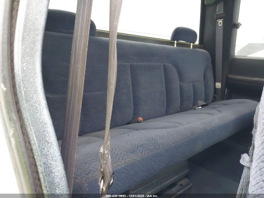 1998 Chevrolet C2500 Fleetside VIN: 1GCGC29R0WE179087 Lot: 43819993