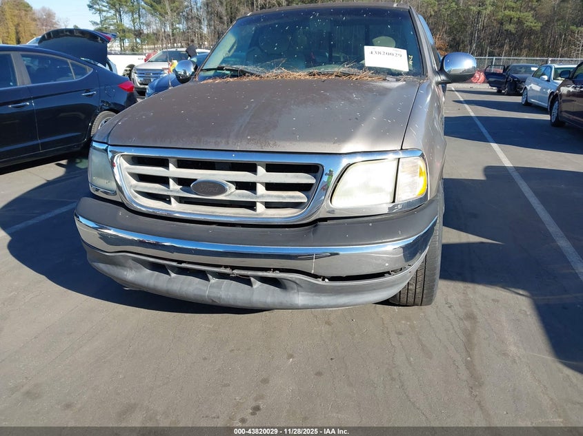 2002 Ford F-150 Xl/Xlt VIN: 1FTRX17282NA06182 Lot: 43820029