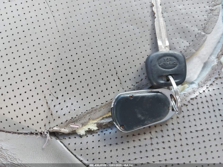 2008 Toyota Rav4 Limited VIN: JTMBD31V286074926 Lot: 43820109