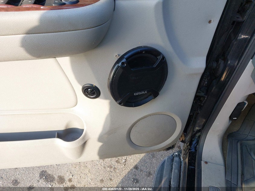 2008 GMC Yukon Xl 1500 Sle VIN: 1GKFK16328R126710 Lot: 43820120