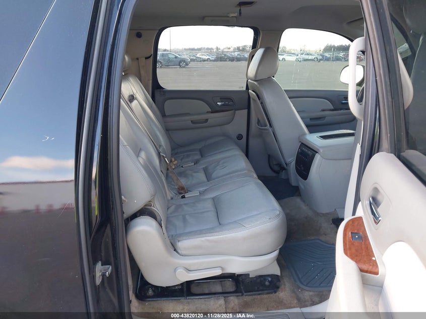 2008 GMC Yukon Xl 1500 Sle VIN: 1GKFK16328R126710 Lot: 43820120