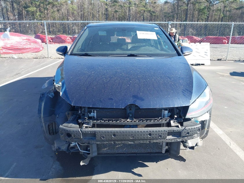 2017 Volkswagen Golf Gti Autobahn 4-Door/S 4-Door/Se 4-Door/Sport VIN: 3VW447AU7HM057091 Lot: 43820129