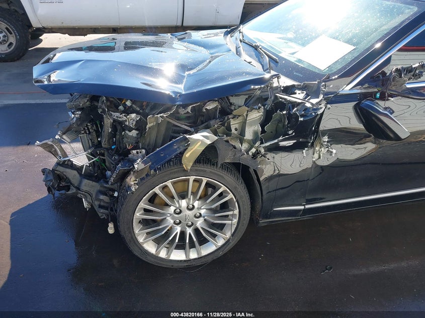 2018 Cadillac Ct6 Premium Luxury VIN: 1G6KG5RS5JU120668 Lot: 43820166