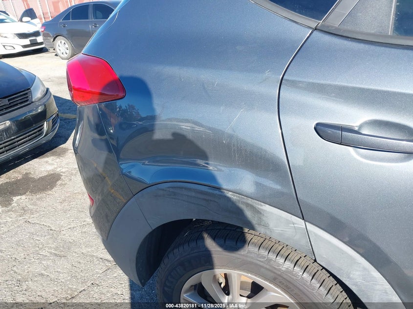 2018 Hyundai Tucson Sel VIN: KM8J33A42JU608851 Lot: 43820181