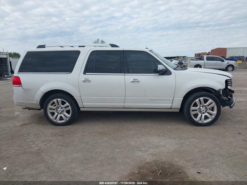 2016 Lincoln Navigator L Select VIN: 5LMJJ3HT0GEL02766 Lot: 43820187