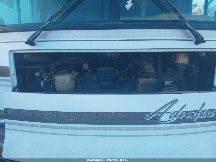 2000 Ford F550 Super Duty Stripped Chass VIN: 3FCNF53S7YJA01185 Lot: 43820190