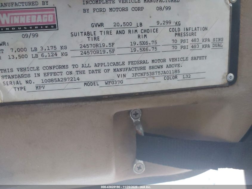 2000 Ford F550 Super Duty Stripped Chass VIN: 3FCNF53S7YJA01185 Lot: 43820190